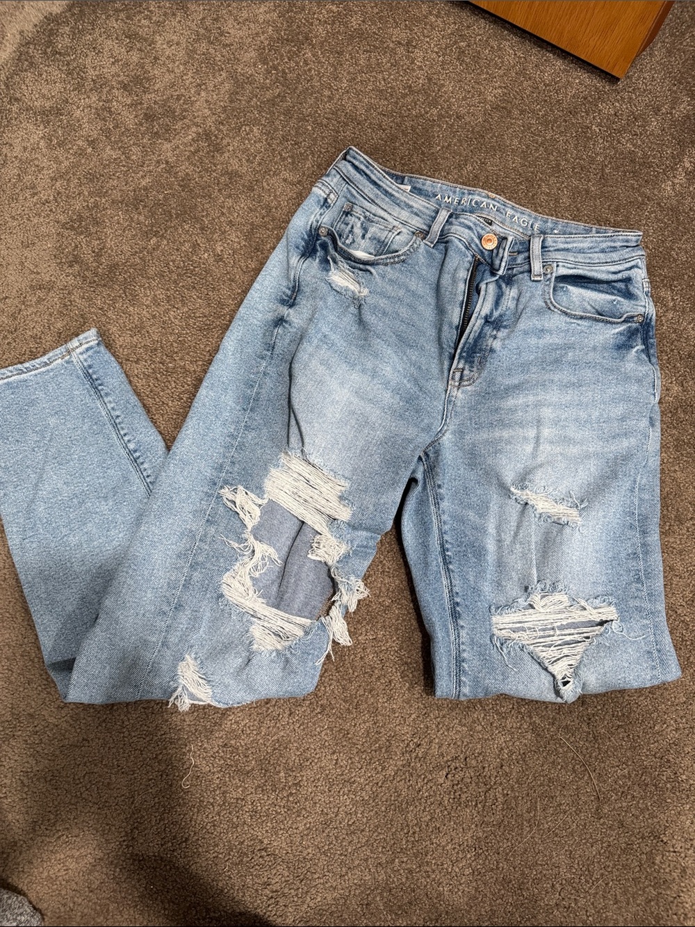 American Eagle Outfitters Light Wash Distressed Boyfriend Jeans